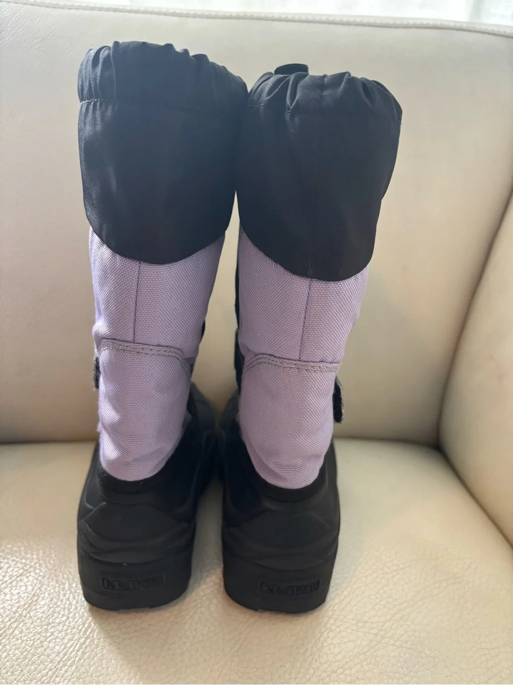 L.L. Bean Kids Black and Light Purple Snow Boots